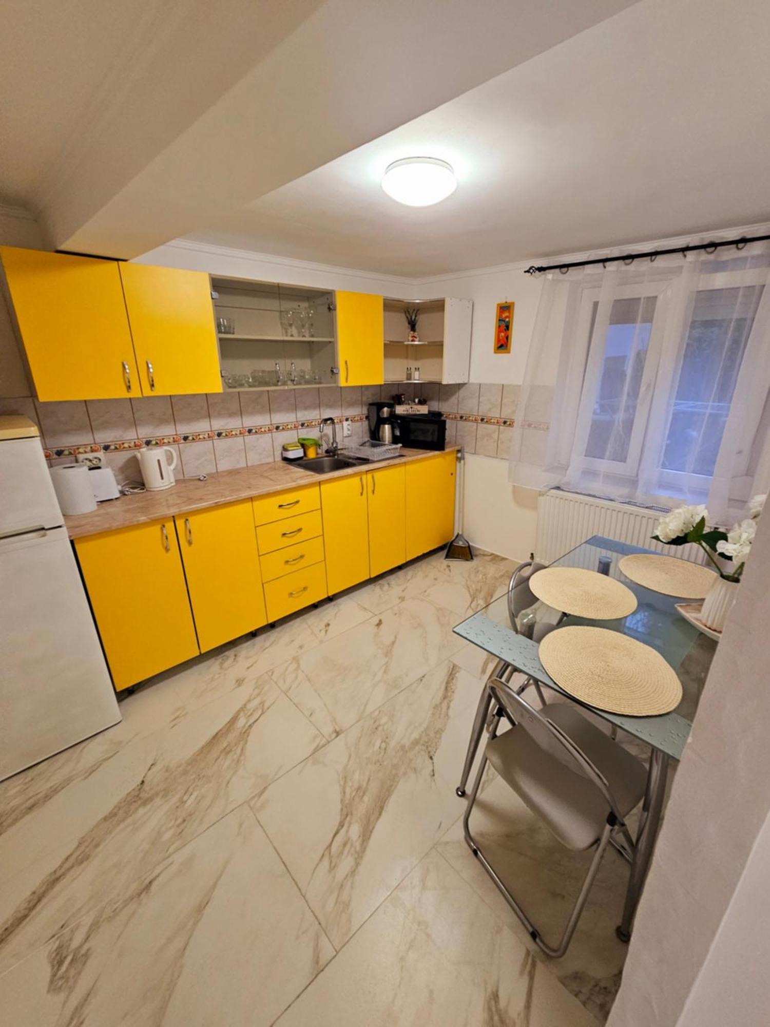 Cazare Apartamente Iris Baile Felix Bagian luar foto