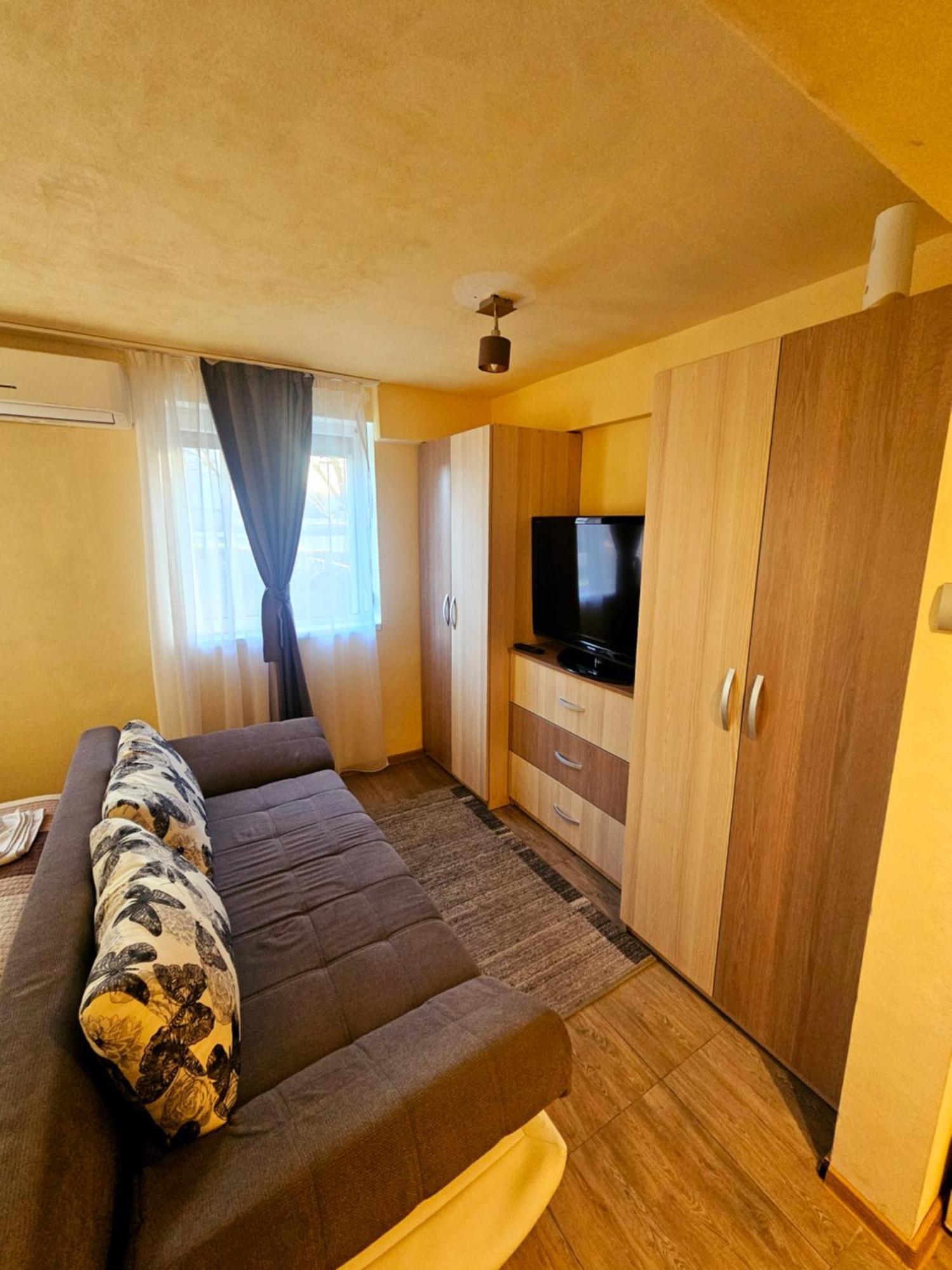 Cazare Apartamente Iris Baile Felix Bagian luar foto