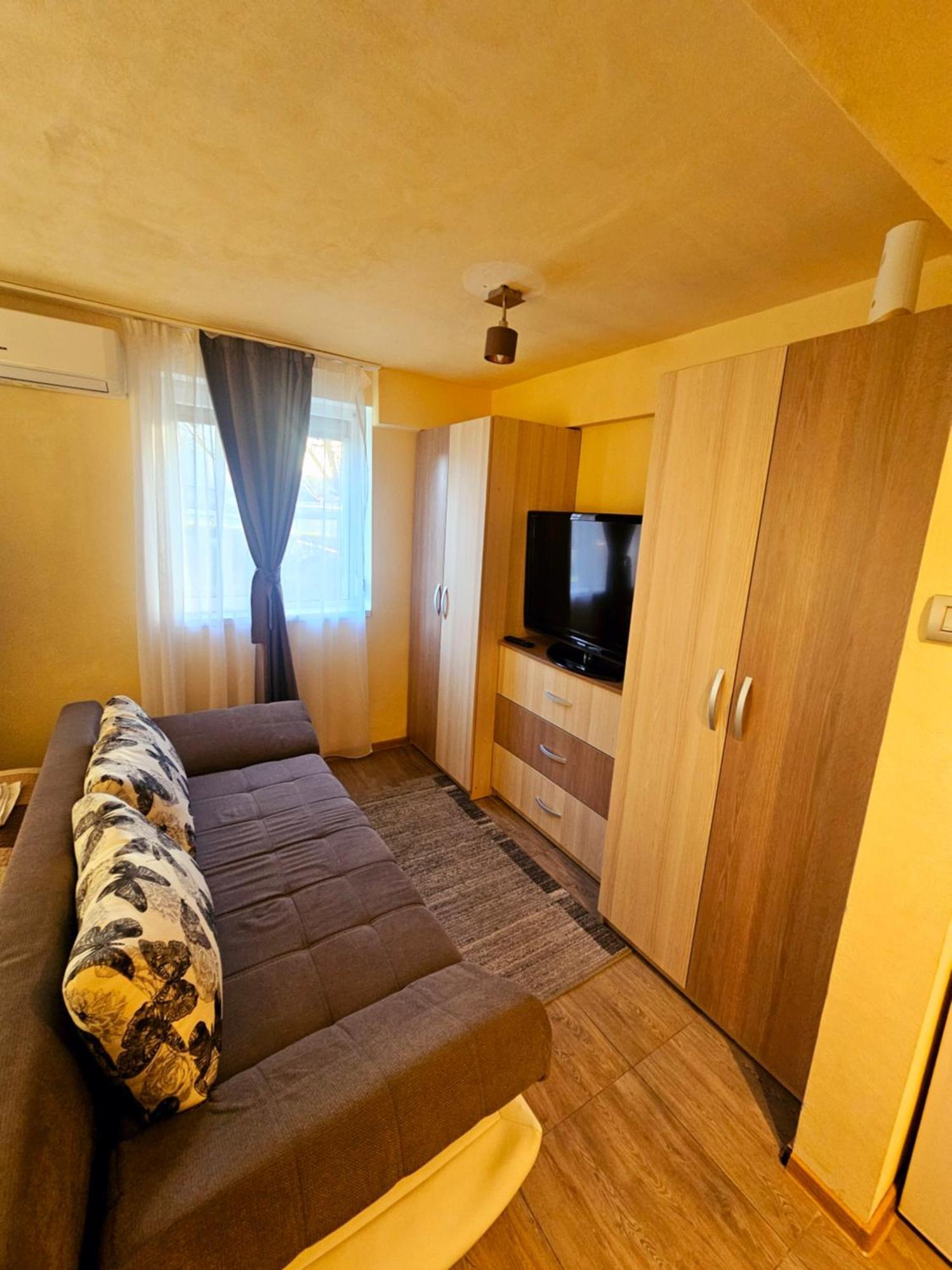 Cazare Apartamente Iris Baile Felix Bagian luar foto